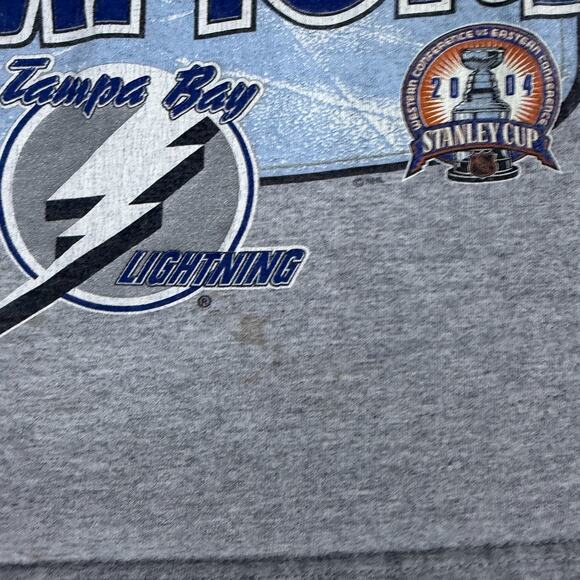 Vintage Tampa Bay lightning Shirt Boys Medium Gray Blue 2004 Stanley Cup Champs - Picture 4 of 11